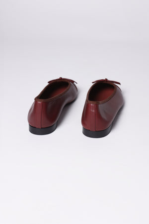 Sapatilha Chanel Cap Toe