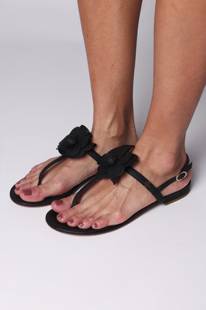 Sandália rasteira Chanel Camélia