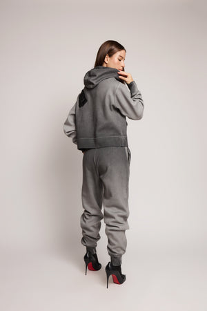 Conjunto cinza Louis Vuitton