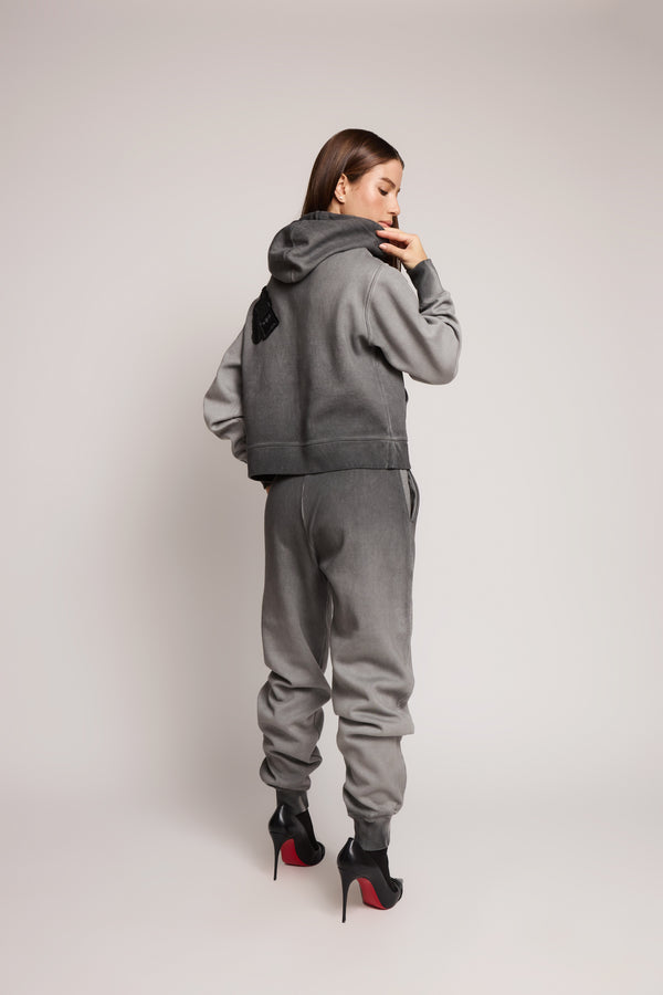 Conjunto cinza Louis Vuitton