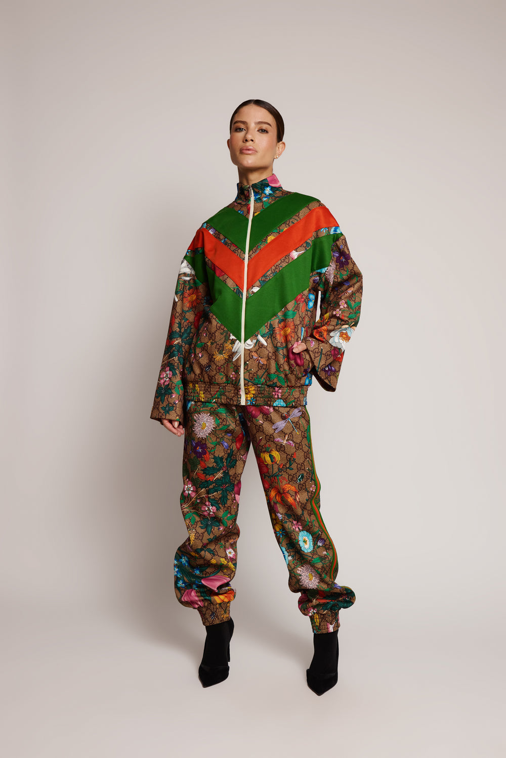 Conjunto Gucci Flora GG Monograma – Jaqueta e Calça Track