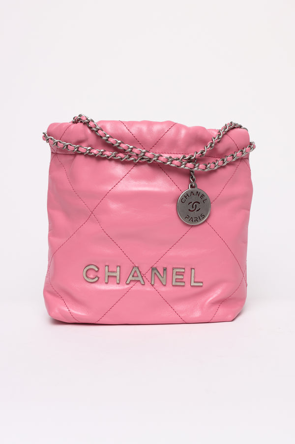 Chanel 22 Mini Hobo