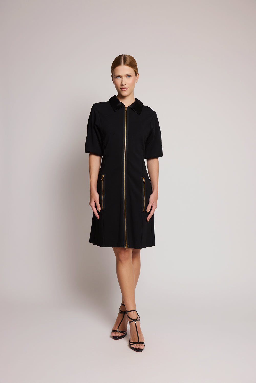 Vestido Gucci Preto com Zíper Frontal