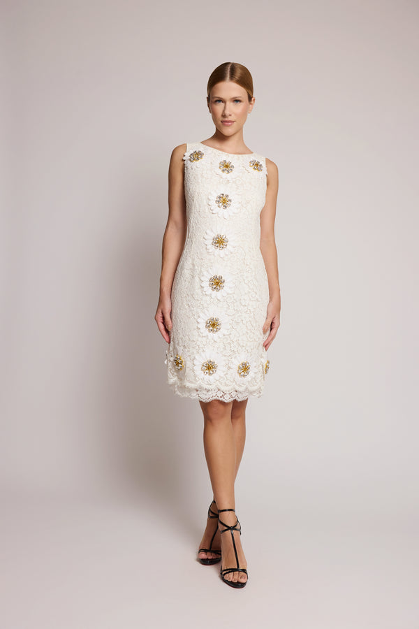 Vestido Dolce & Gabbana branco com bordados